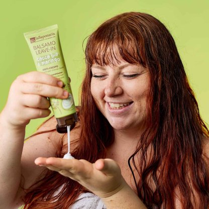 Ragazza spreme balsamo anticrespo