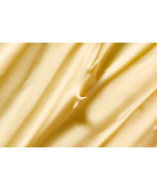 Texture crema corpo al burro di Karitè con carota e vaniglia