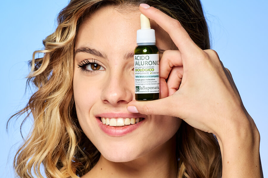 900x600 Acido Ialuronico Copre Occhio Ragazza